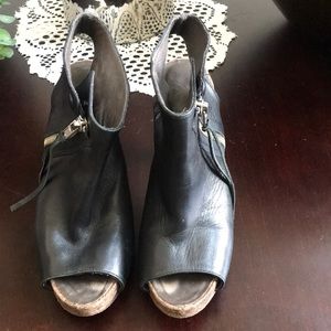 Joie open toe booties